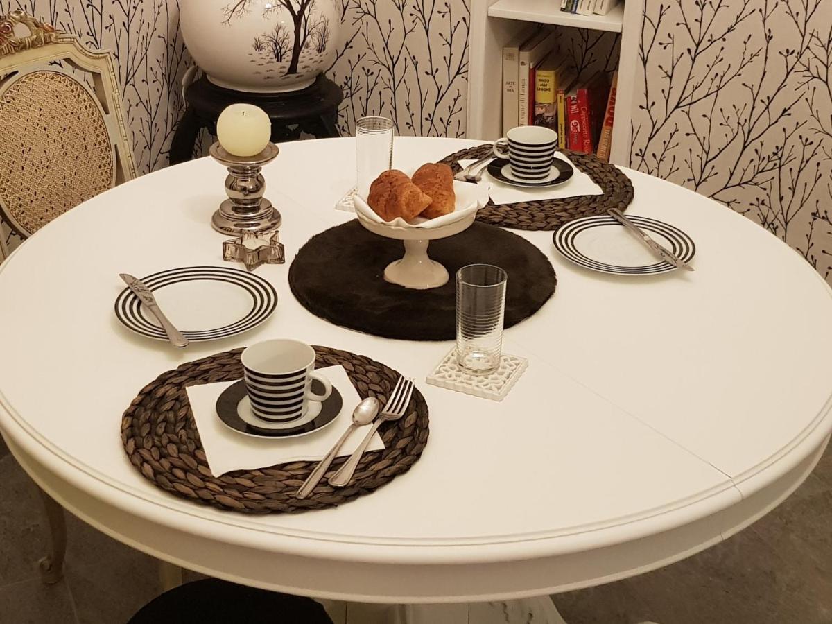 مبيت وإفطار Narzole Cortile Gancia - Sweet House المظهر الخارجي الصورة